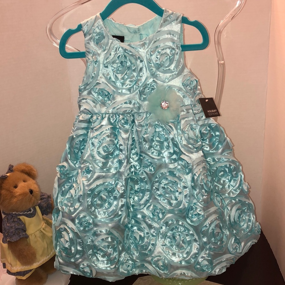 Girls size 2T Holiday Editions Dress, brand new